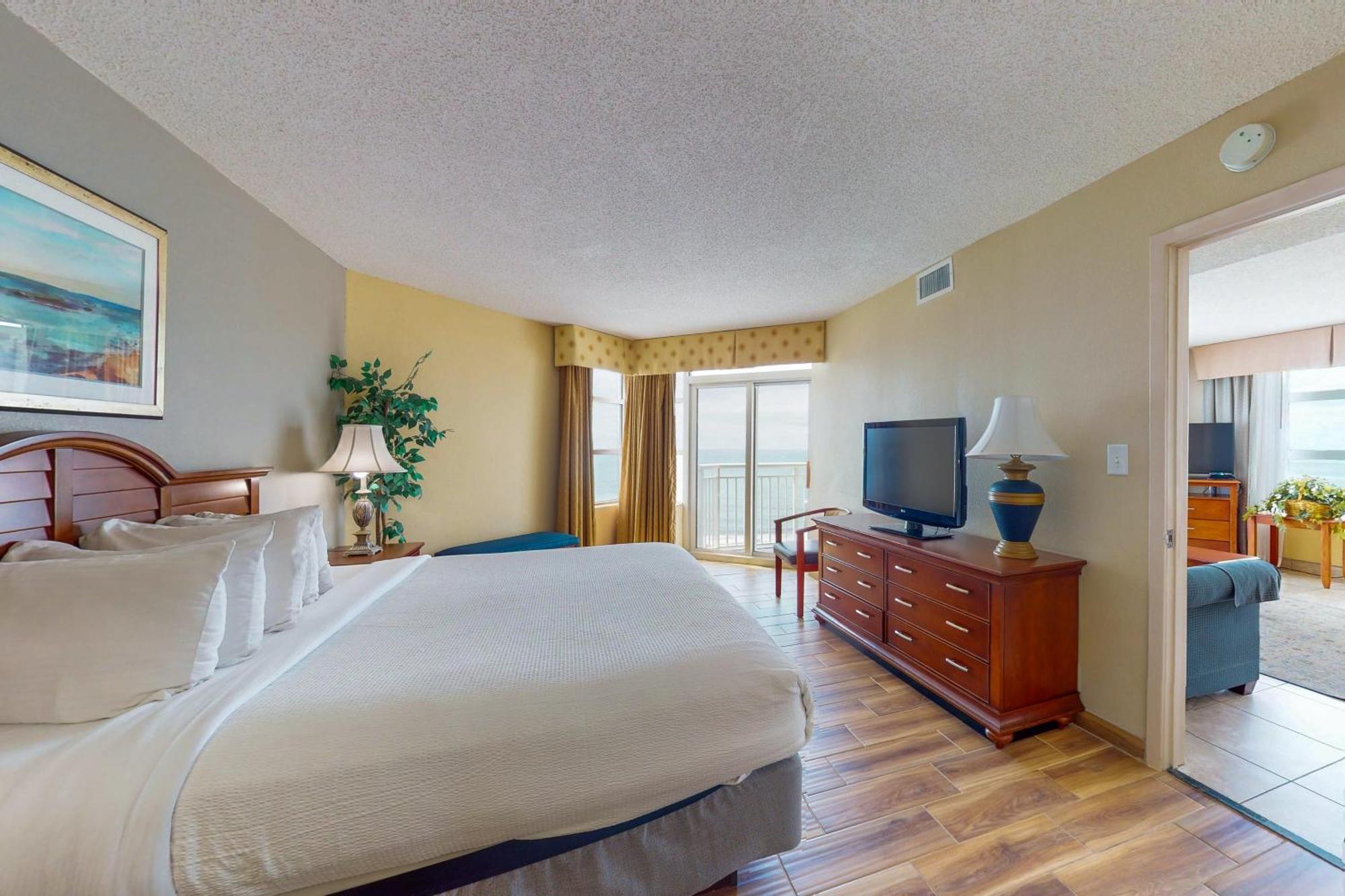 Carolinian Beach Resort Myrtle Beach Room photo