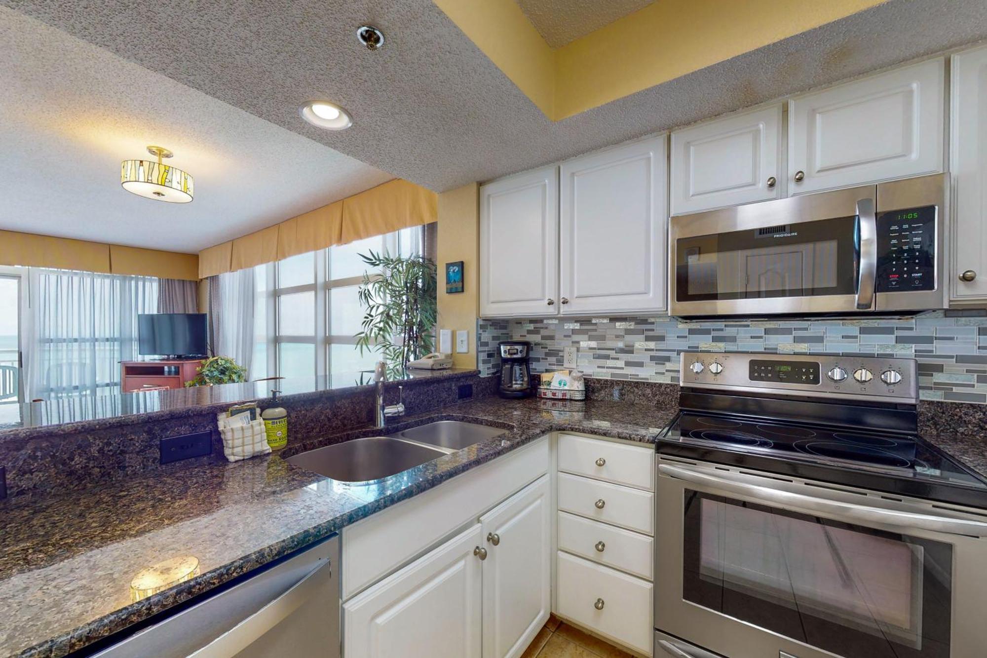 Carolinian Beach Resort Myrtle Beach Room photo